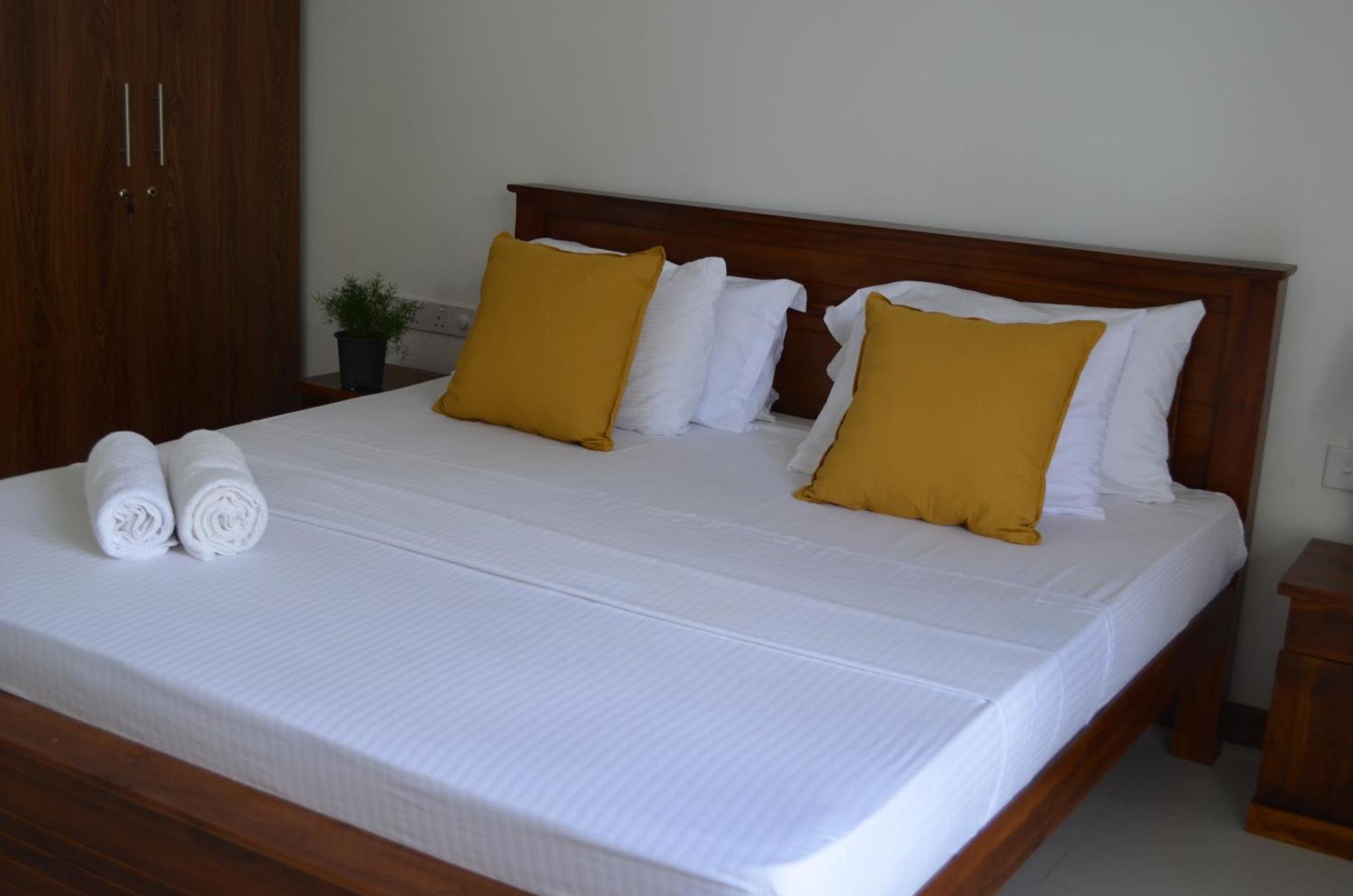 Silina Airport Transit Hotel & Residence Katunayaka Zewnętrze zdjęcie