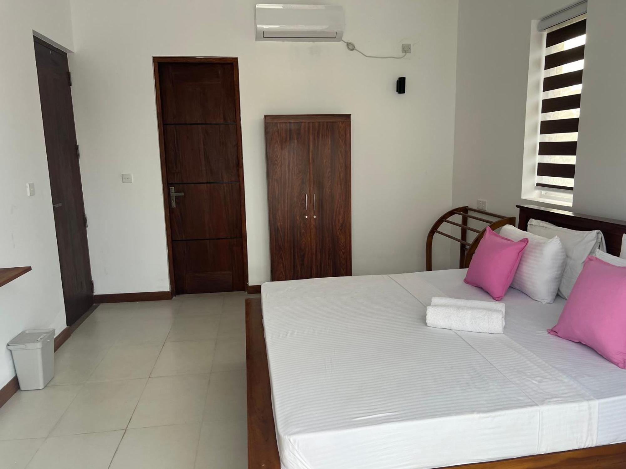Silina Airport Transit Hotel & Residence Katunayaka Zewnętrze zdjęcie